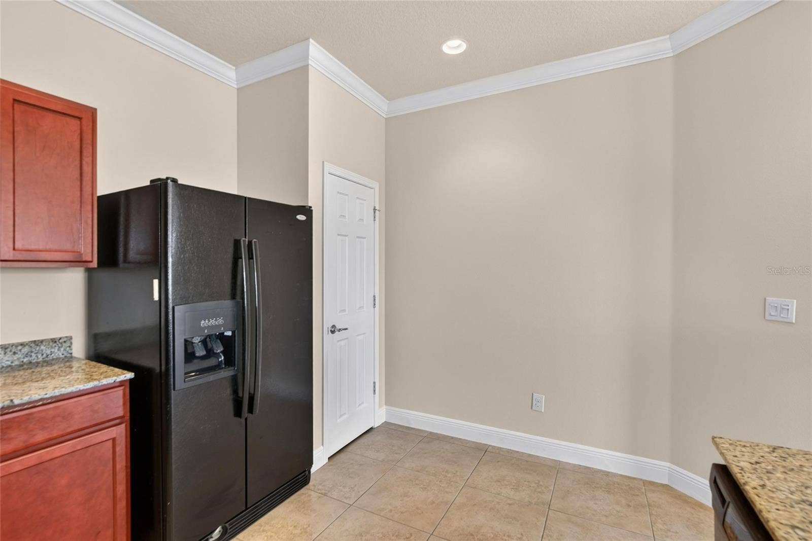 5504 SUNSET FALLS DRIVE, Apollo Beach, FL 33572 Kitchen