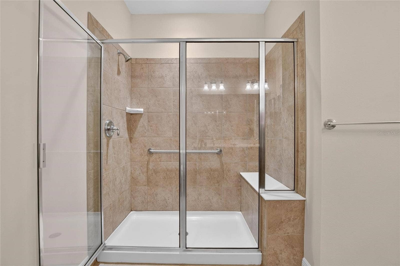 5504 SUNSET FALLS DRIVE, Apollo Beach, FL 33572 Primary Bathroom