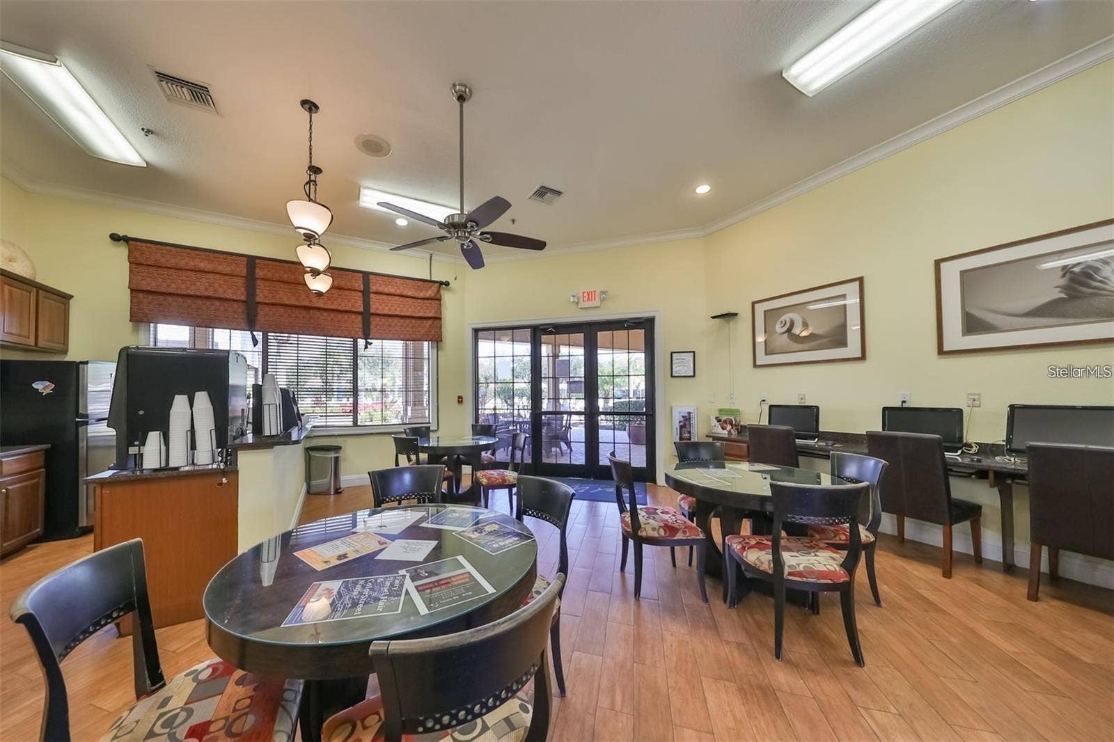 5504 SUNSET FALLS DRIVE, Apollo Beach, FL 33572 Social area