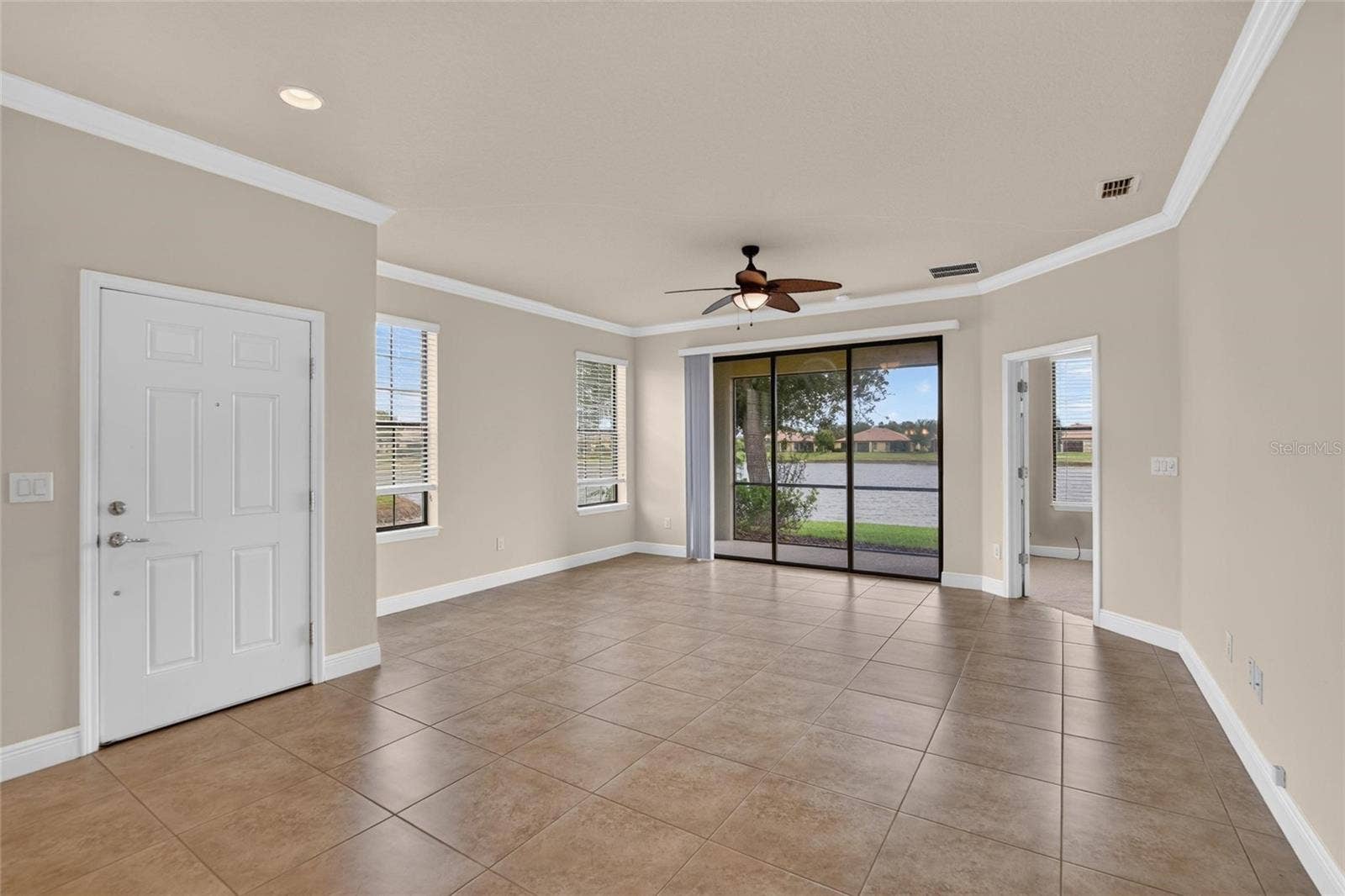 5504 SUNSET FALLS DRIVE, Apollo Beach, FL 33572 Living Room