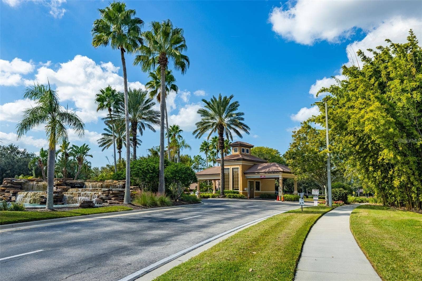 5504 SUNSET FALLS DRIVE, Apollo Beach, FL 33572 Community Entrance