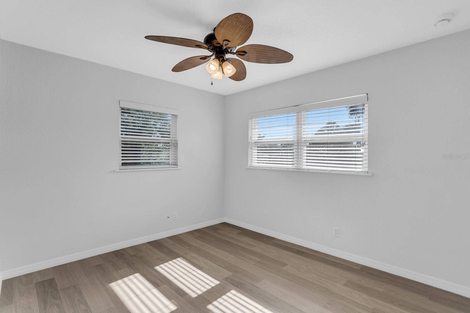 3935 W EDEN ROC CIRCLE, Tampa, FL 33634