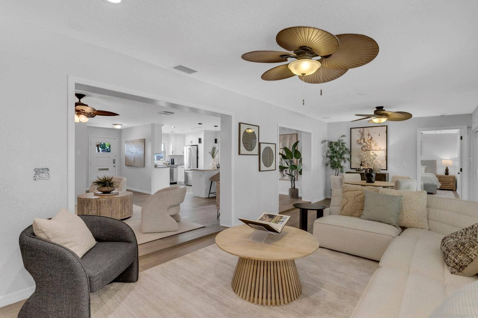 3935 W EDEN ROC CIRCLE, Tampa, FL 33634