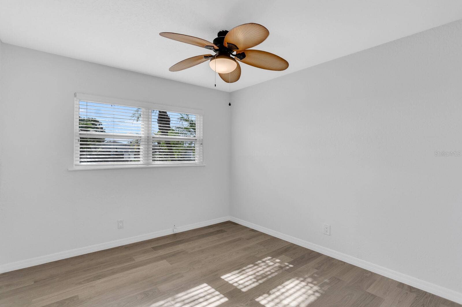 3935 W EDEN ROC CIRCLE, Tampa, FL 33634
