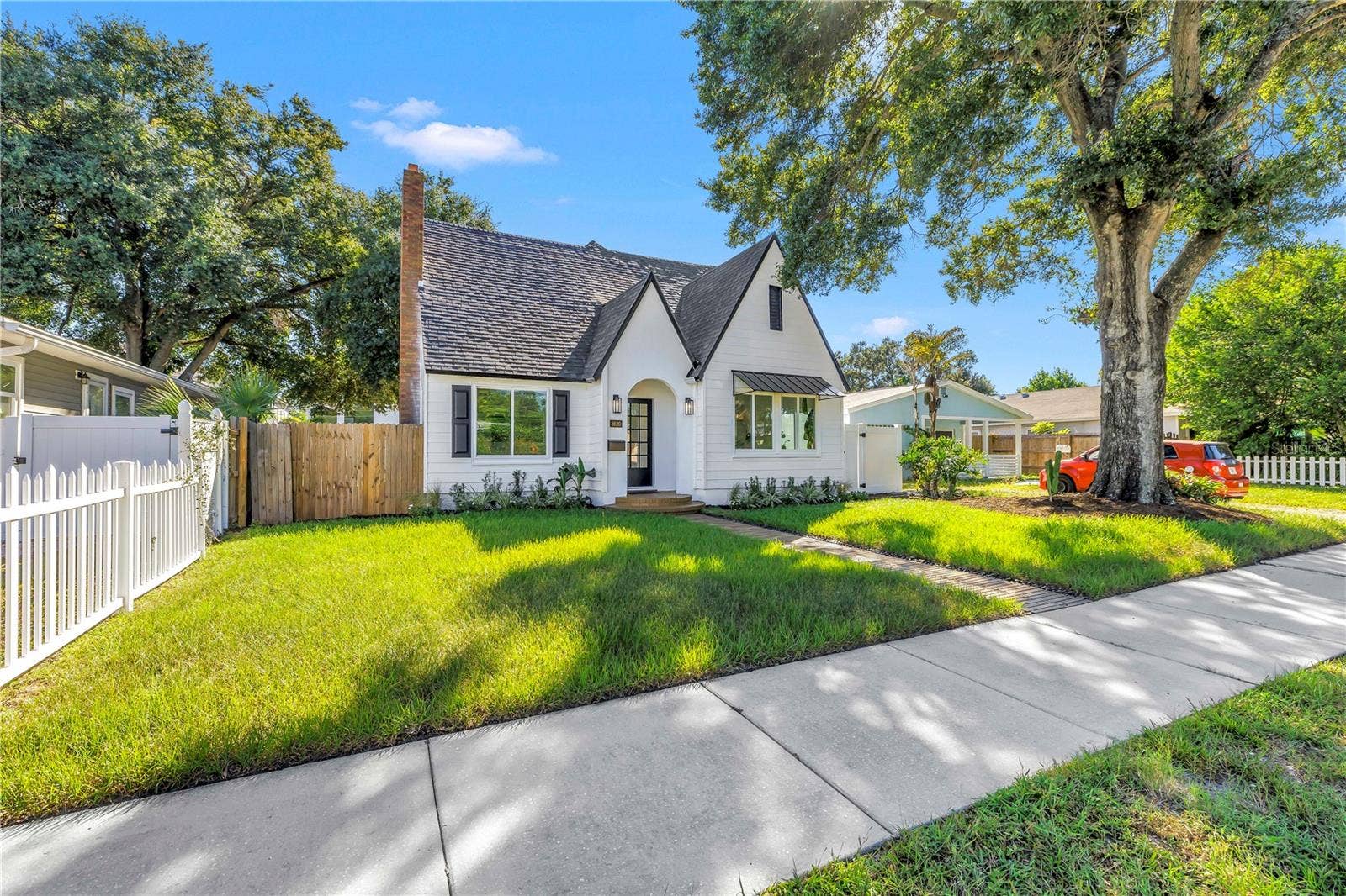 3620 2ND AVENUE N, St Petersburg, FL 33713 3620 2ND AVENUE N, St Petersburg, FL 33713