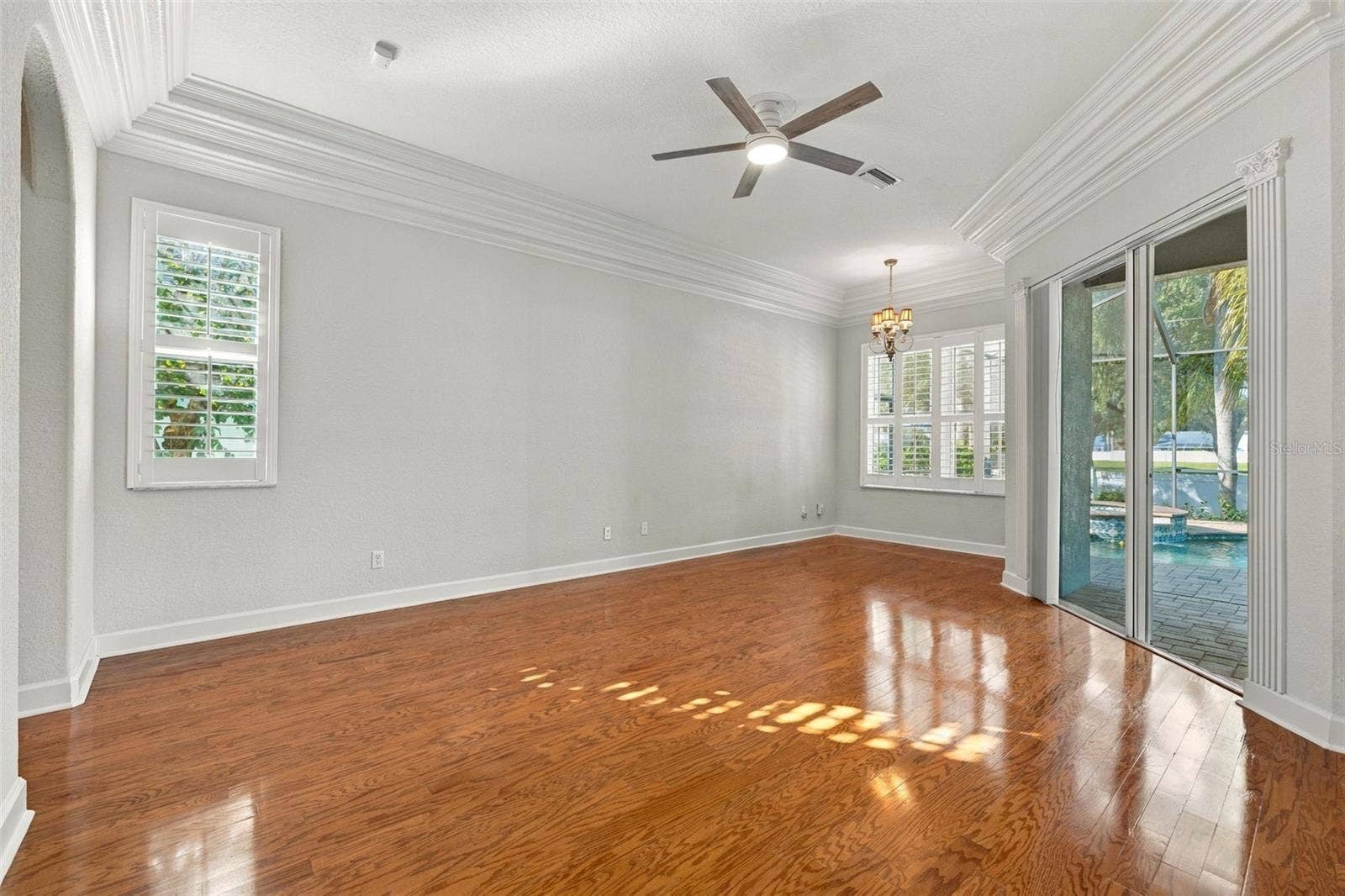 3916 VALRICO GROVE DRIVE, Valrico, FL 33594 3916 VALRICO GROVE DRIVE, Valrico, FL 33594