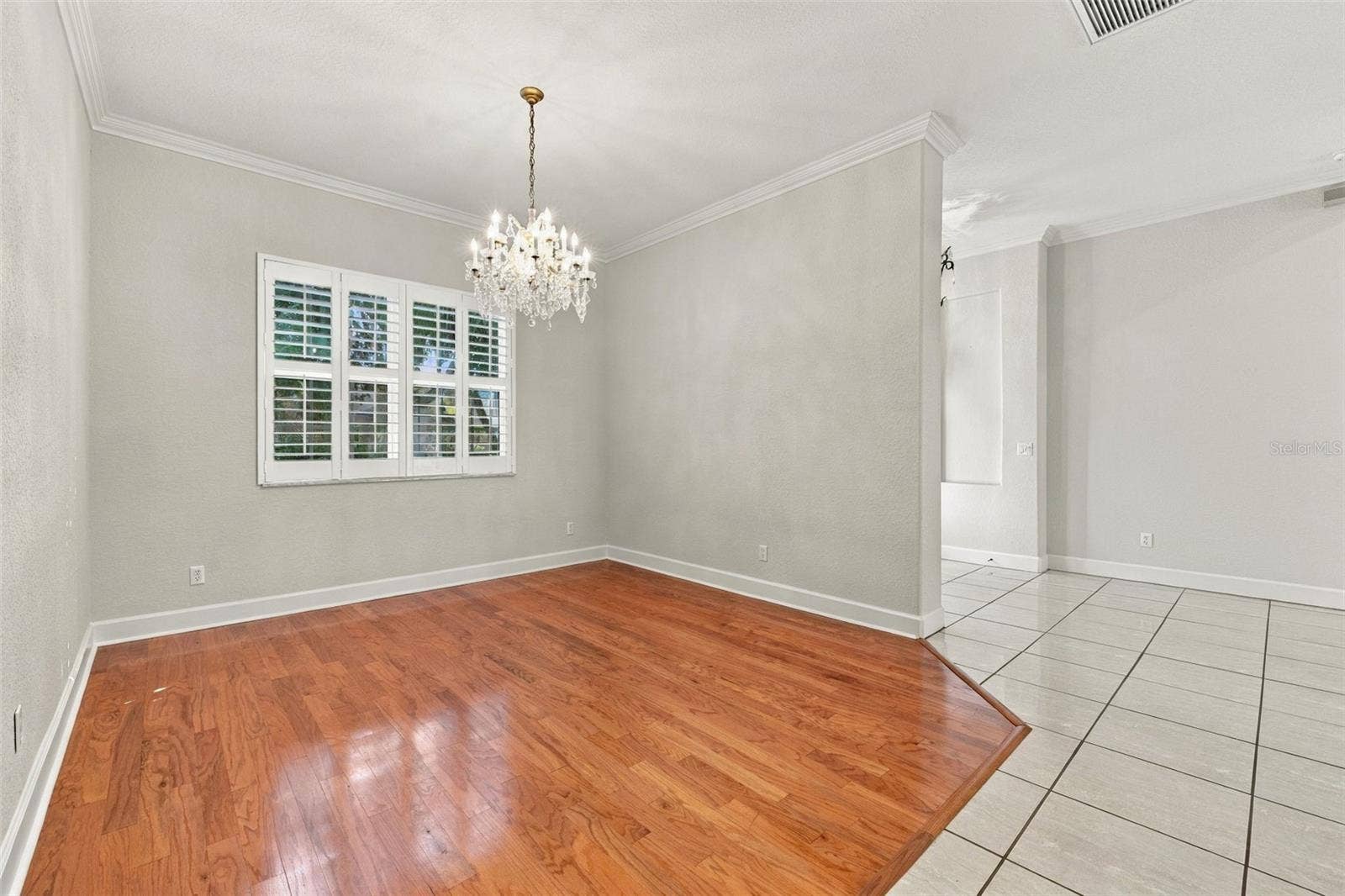 3916 VALRICO GROVE DRIVE, Valrico, FL 33594 Formal Dining Room!