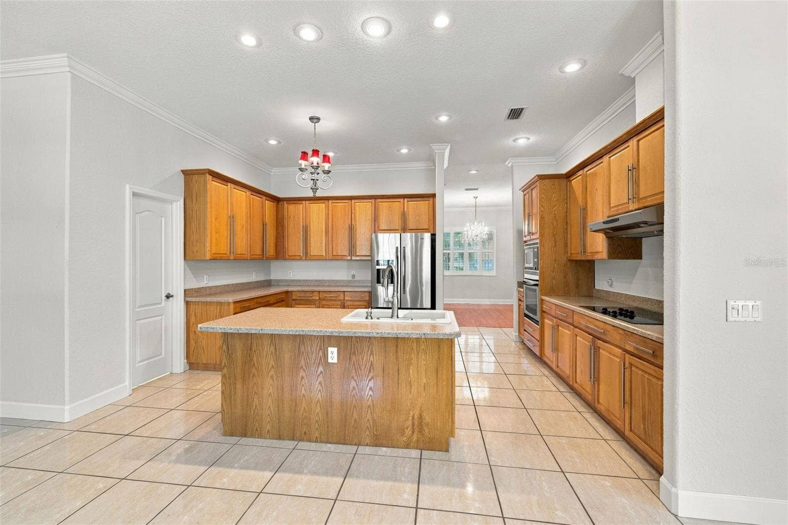 3916 VALRICO GROVE DRIVE, Valrico, FL 33594 3916 VALRICO GROVE DRIVE, Valrico, FL 33594