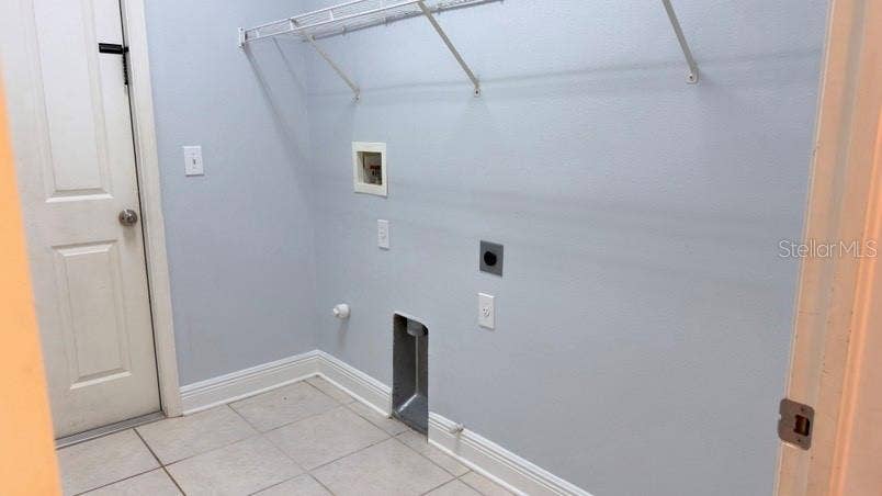 8346 LAGERFELD DRIVE, Land O Lakes, FL 34637 8346 LAGERFELD DRIVE, Land O Lakes, FL 34637