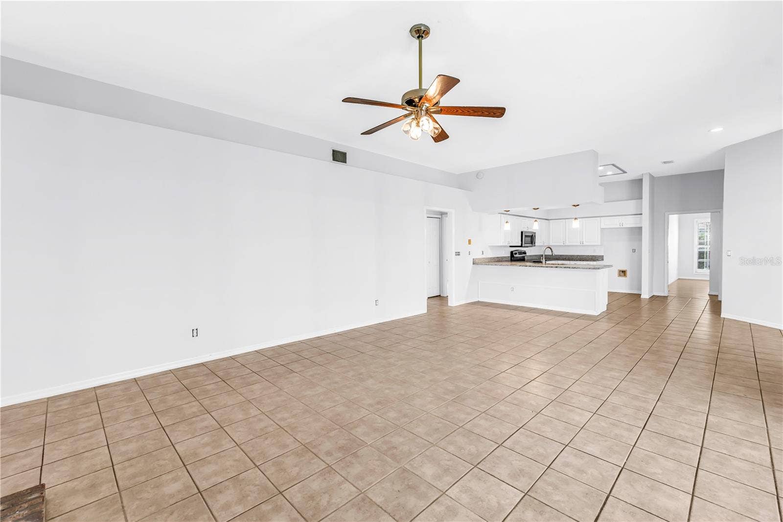 18520 SUNWARD LAKE PLACE, Lutz, FL 33549 18520 SUNWARD LAKE PLACE, Lutz, FL 33549