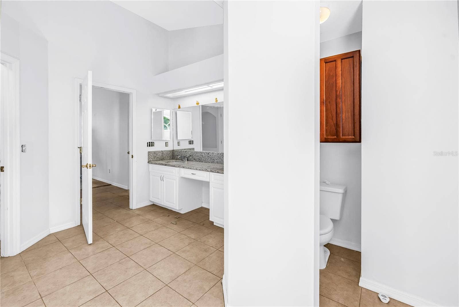 18520 SUNWARD LAKE PLACE, Lutz, FL 33549 18520 SUNWARD LAKE PLACE, Lutz, FL 33549
