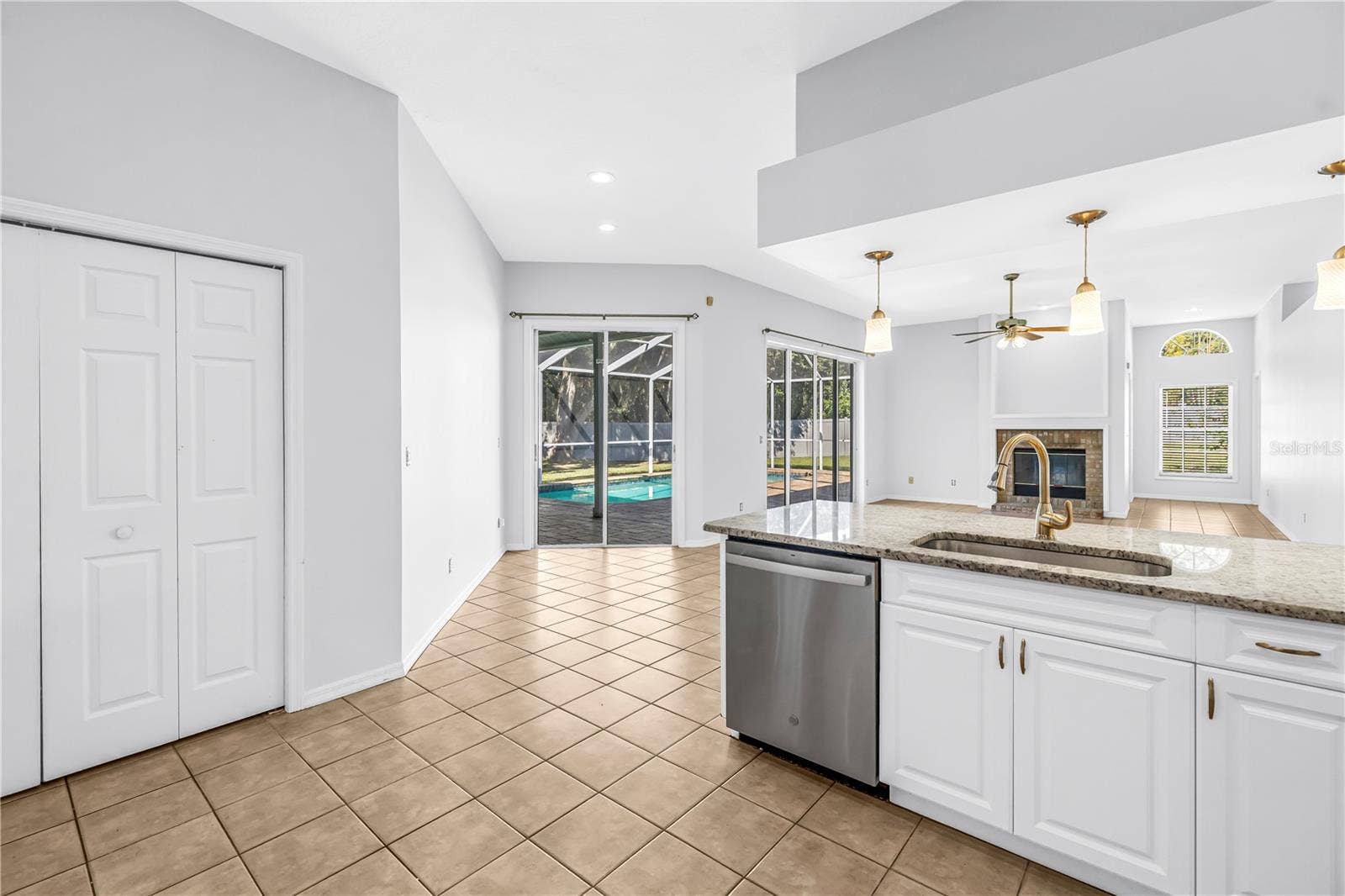 18520 SUNWARD LAKE PLACE, Lutz, FL 33549 18520 SUNWARD LAKE PLACE, Lutz, FL 33549