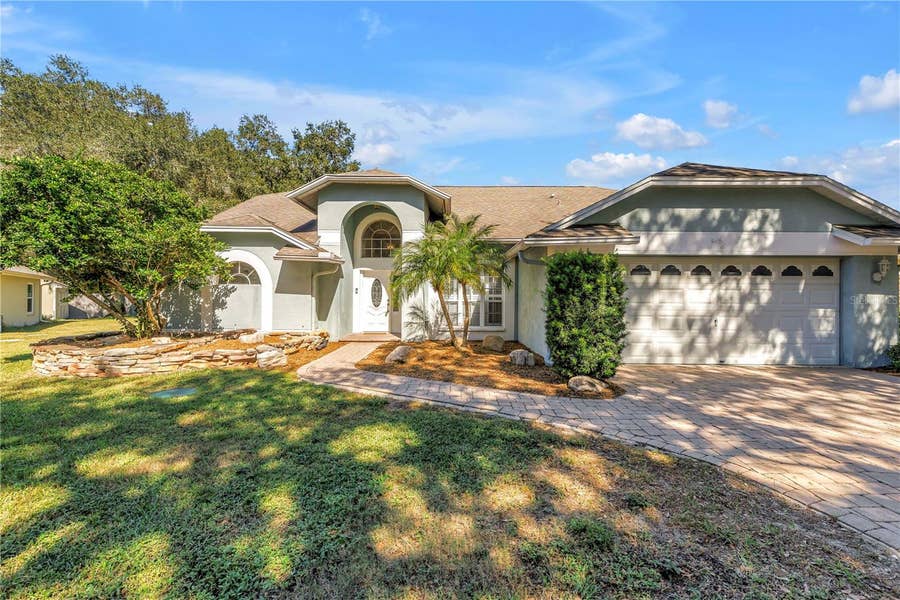Property photo for 18520 SUNWARD LAKE PLACE, Lutz, FL