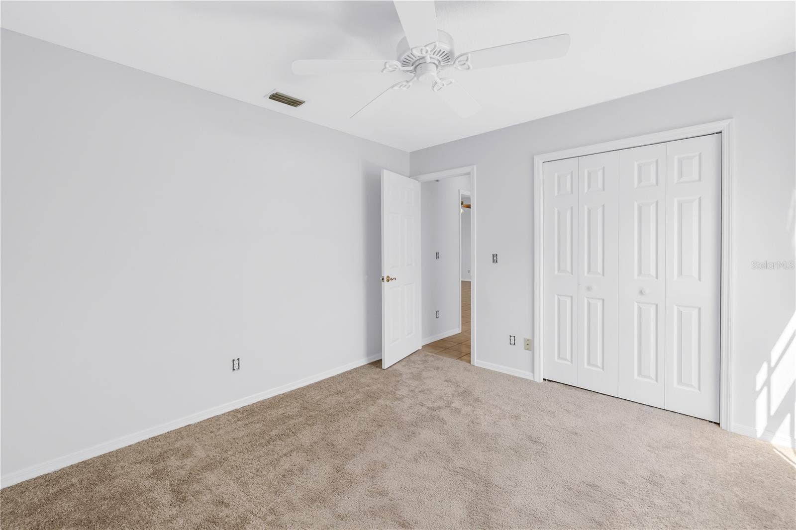 18520 SUNWARD LAKE PLACE, Lutz, FL 33549 18520 SUNWARD LAKE PLACE, Lutz, FL 33549