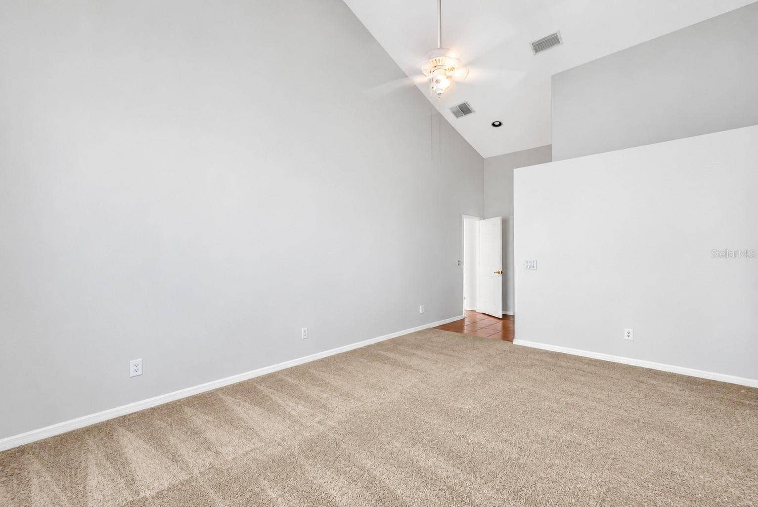18520 SUNWARD LAKE PLACE, Lutz, FL 33549 18520 SUNWARD LAKE PLACE, Lutz, FL 33549