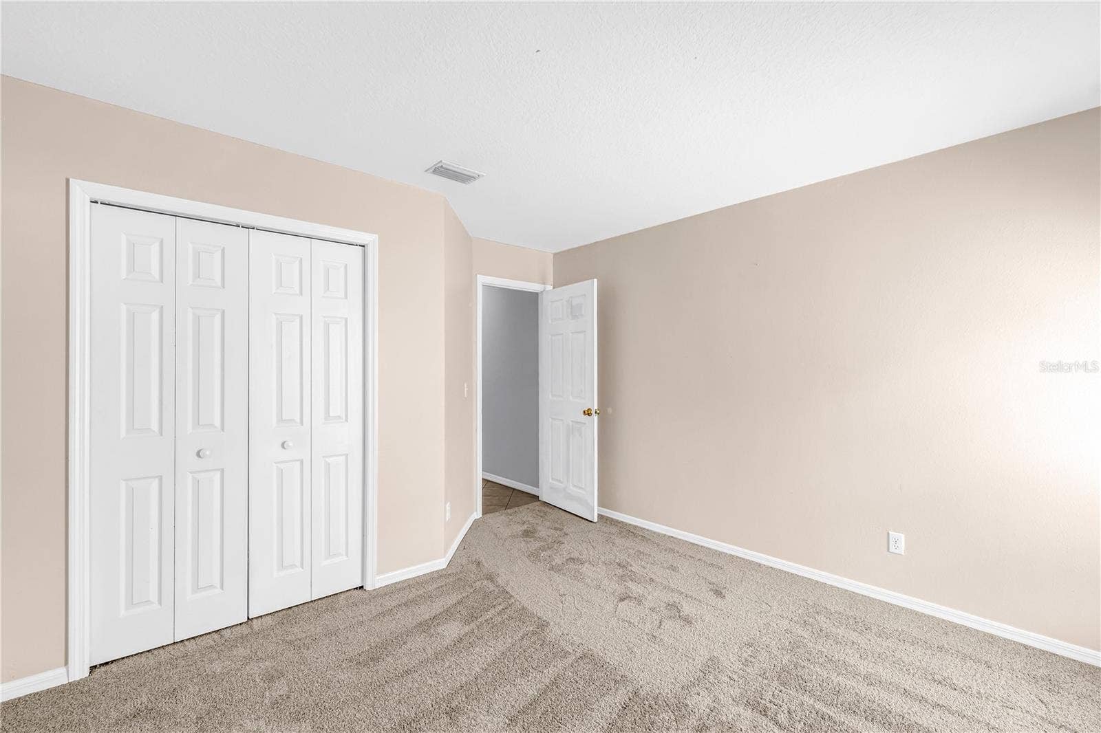 18520 SUNWARD LAKE PLACE, Lutz, FL 33549 18520 SUNWARD LAKE PLACE, Lutz, FL 33549
