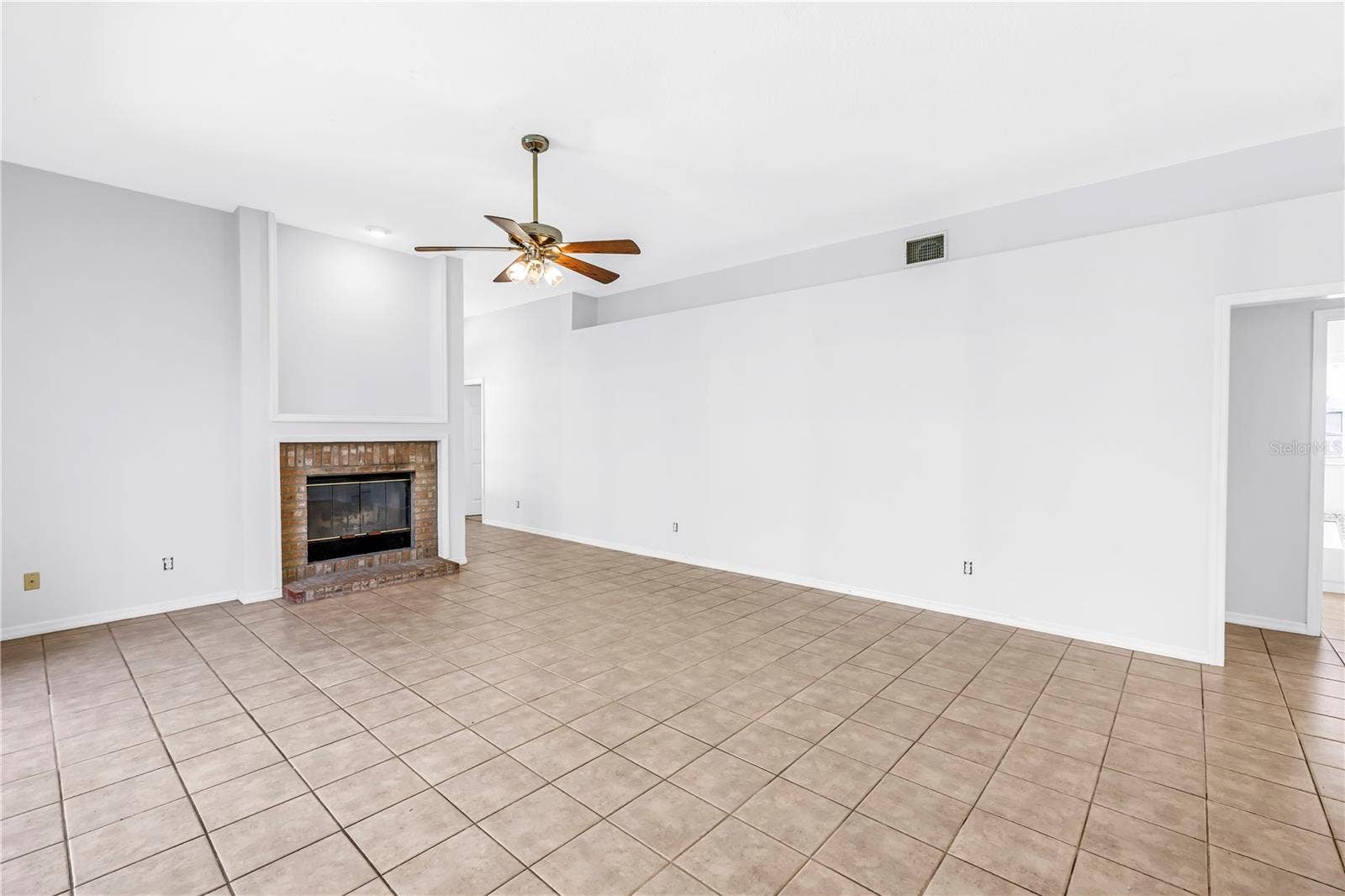 18520 SUNWARD LAKE PLACE, Lutz, FL 33549 18520 SUNWARD LAKE PLACE, Lutz, FL 33549