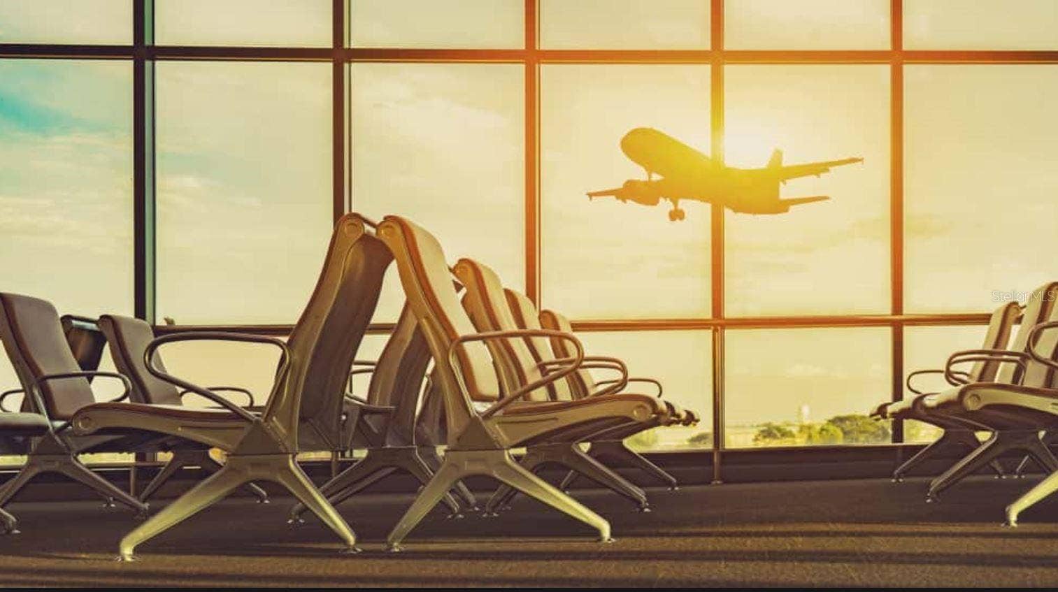 Easy commuting from either St. Pete or Tampa airports.