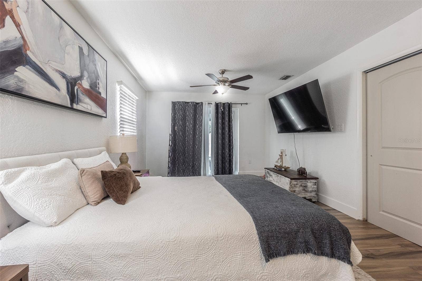 1362 ROBINSON DRIVE, St Petersburg, FL 33710