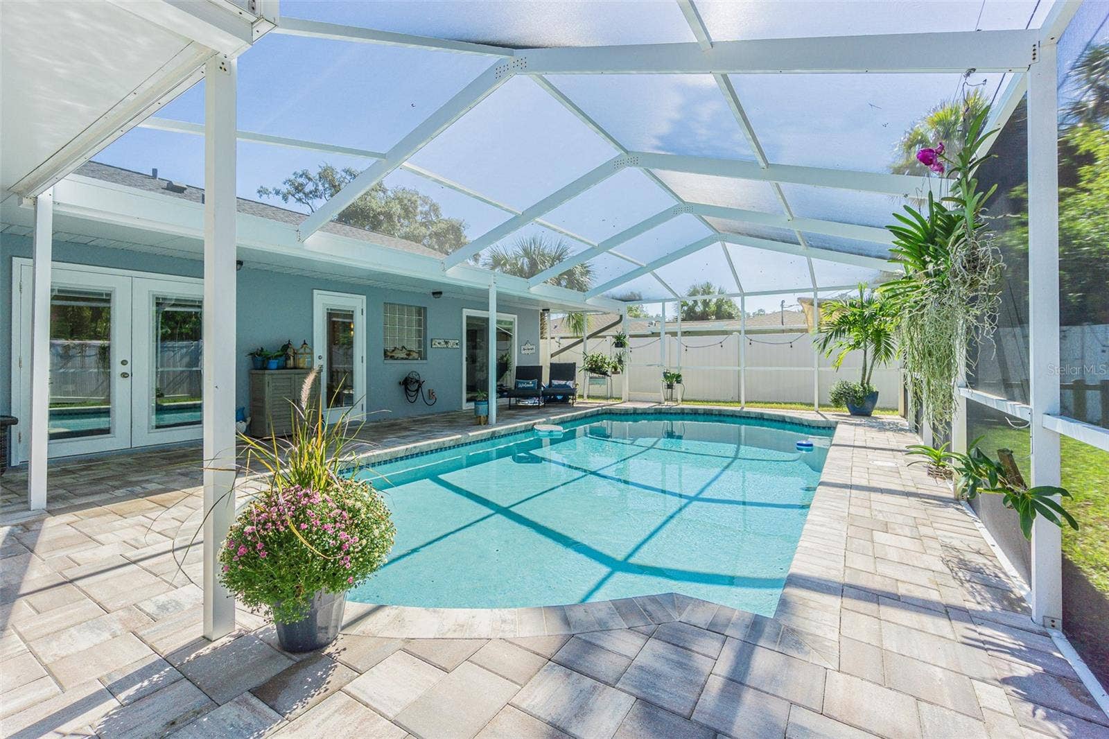 1362 ROBINSON DRIVE, St Petersburg, FL 33710