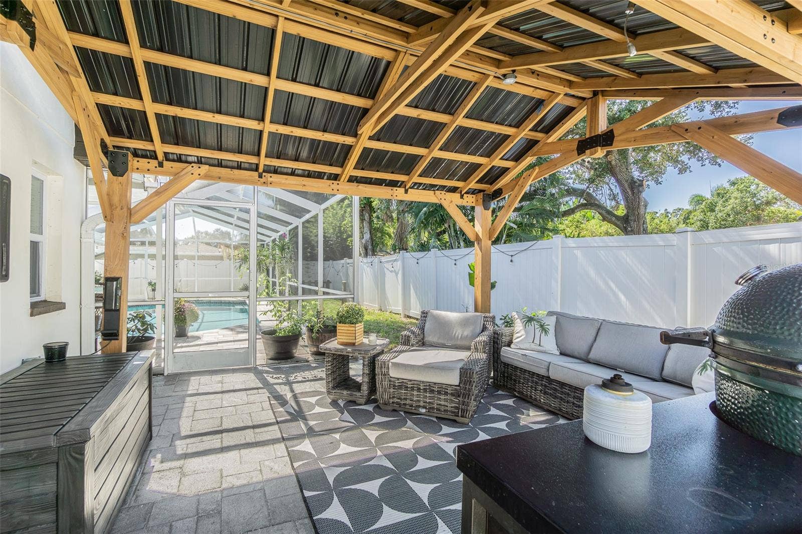 1362 ROBINSON DRIVE, St Petersburg, FL 33710