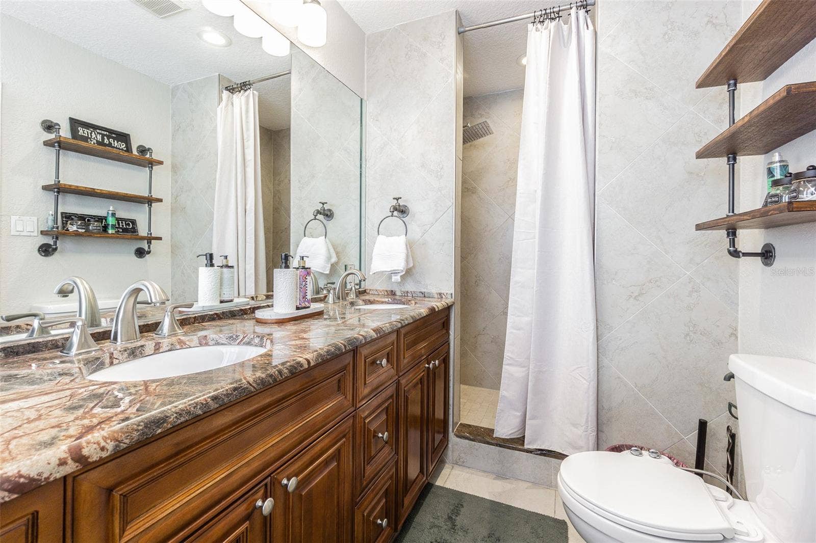 1362 ROBINSON DRIVE, St Petersburg, FL 33710