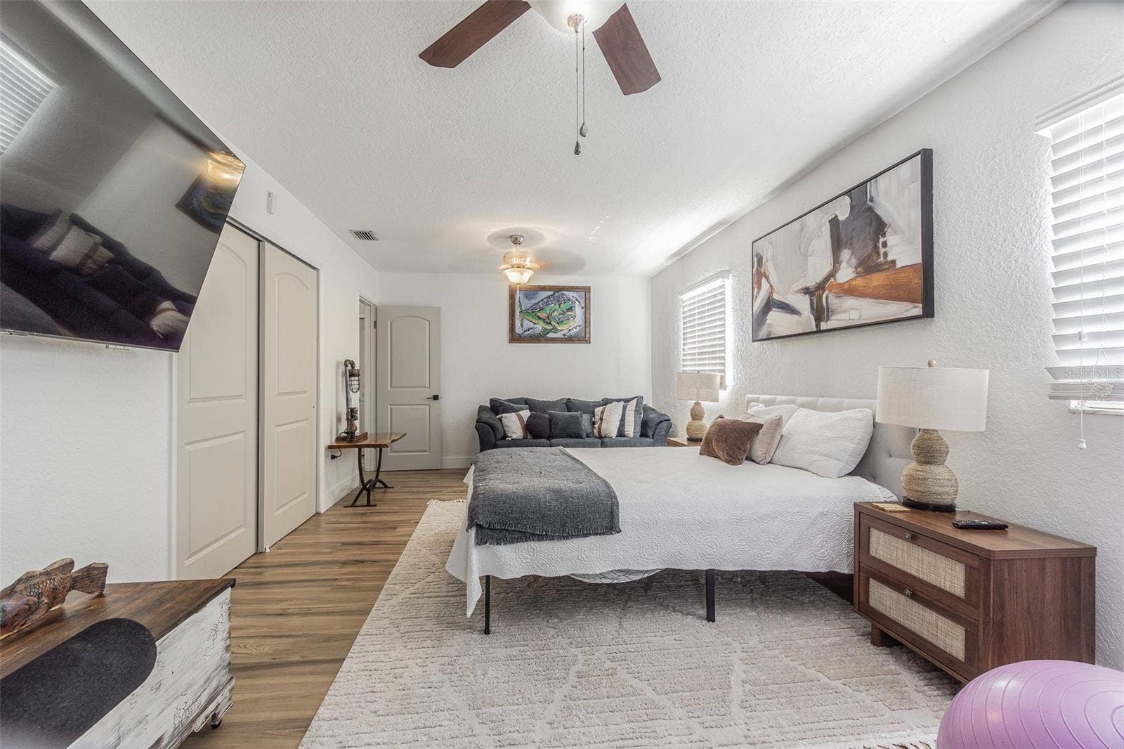 1362 ROBINSON DRIVE, St Petersburg, FL 33710