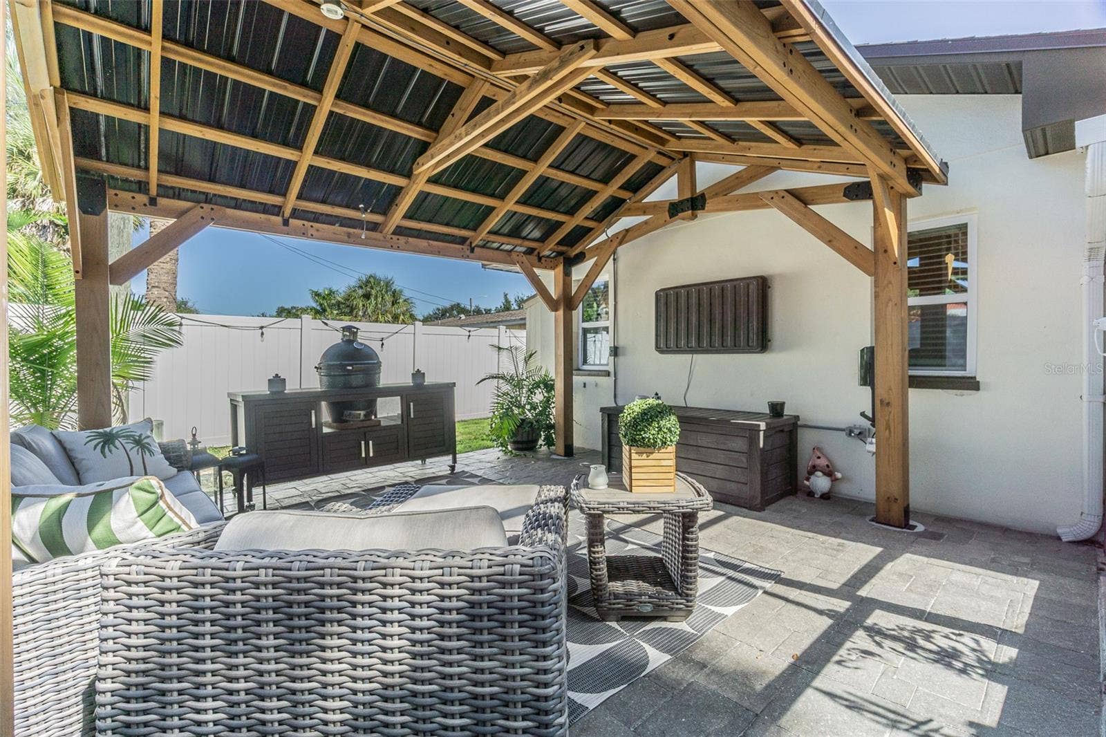1362 ROBINSON DRIVE, St Petersburg, FL 33710