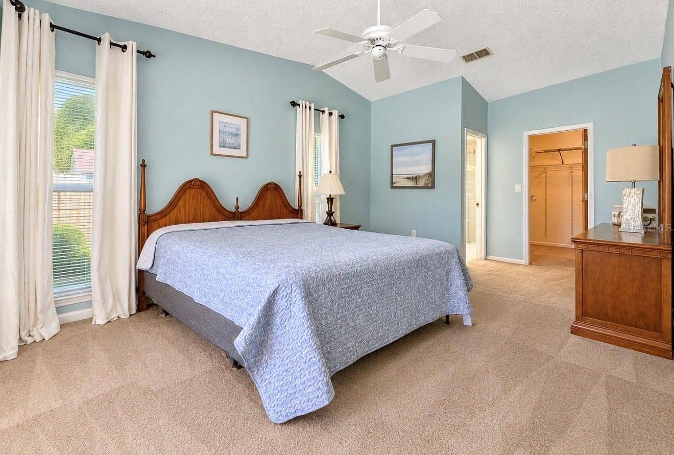 9690 LEEWARD AVENUE, Largo, FL 33773 Primary bathroom