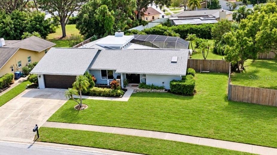 9690 LEEWARD AVENUE, Largo, FL 33773 9690 LEEWARD AVENUE, Largo, FL 33773