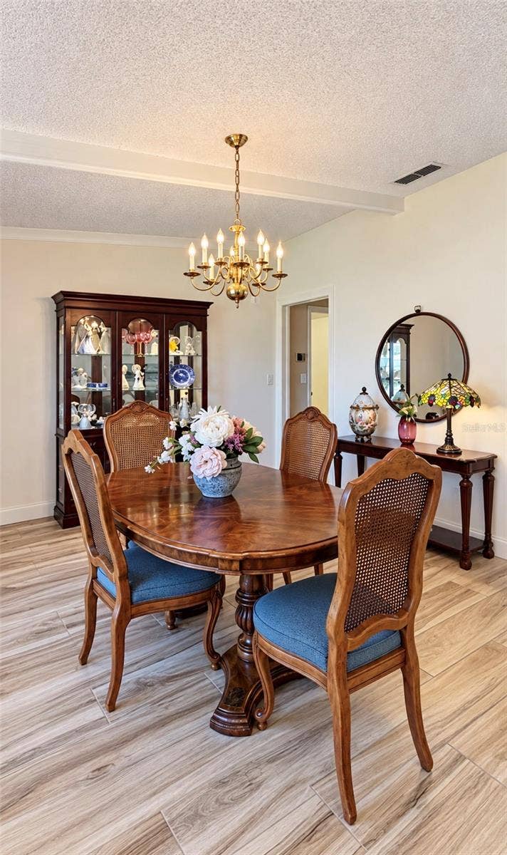 9690 LEEWARD AVENUE, Largo, FL 33773 Dining room
