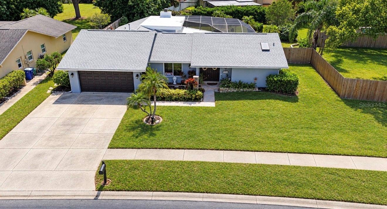 9690 LEEWARD AVENUE, Largo, FL 33773 9690 LEEWARD AVENUE, Largo, FL 33773