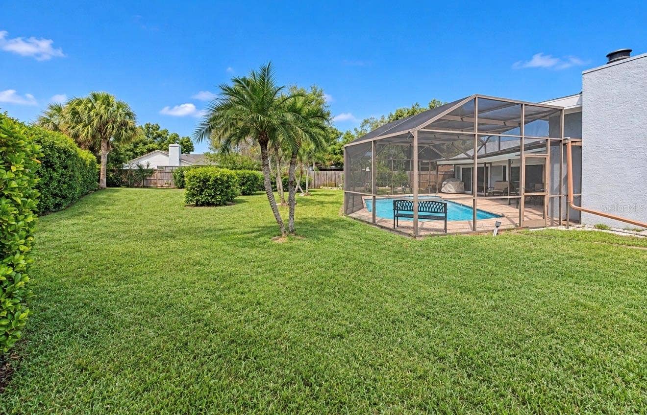 9690 LEEWARD AVENUE, Largo, FL 33773 extremely large backyard