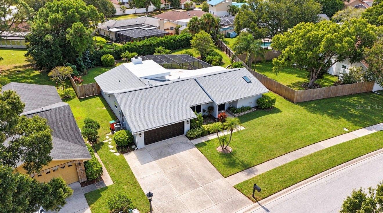 9690 LEEWARD AVENUE, Largo, FL 33773 9690 LEEWARD AVENUE, Largo, FL 33773