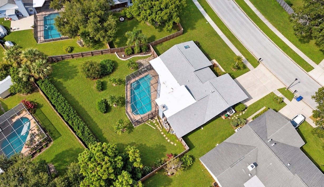 9690 LEEWARD AVENUE, Largo, FL 33773 9690 LEEWARD AVENUE, Largo, FL 33773