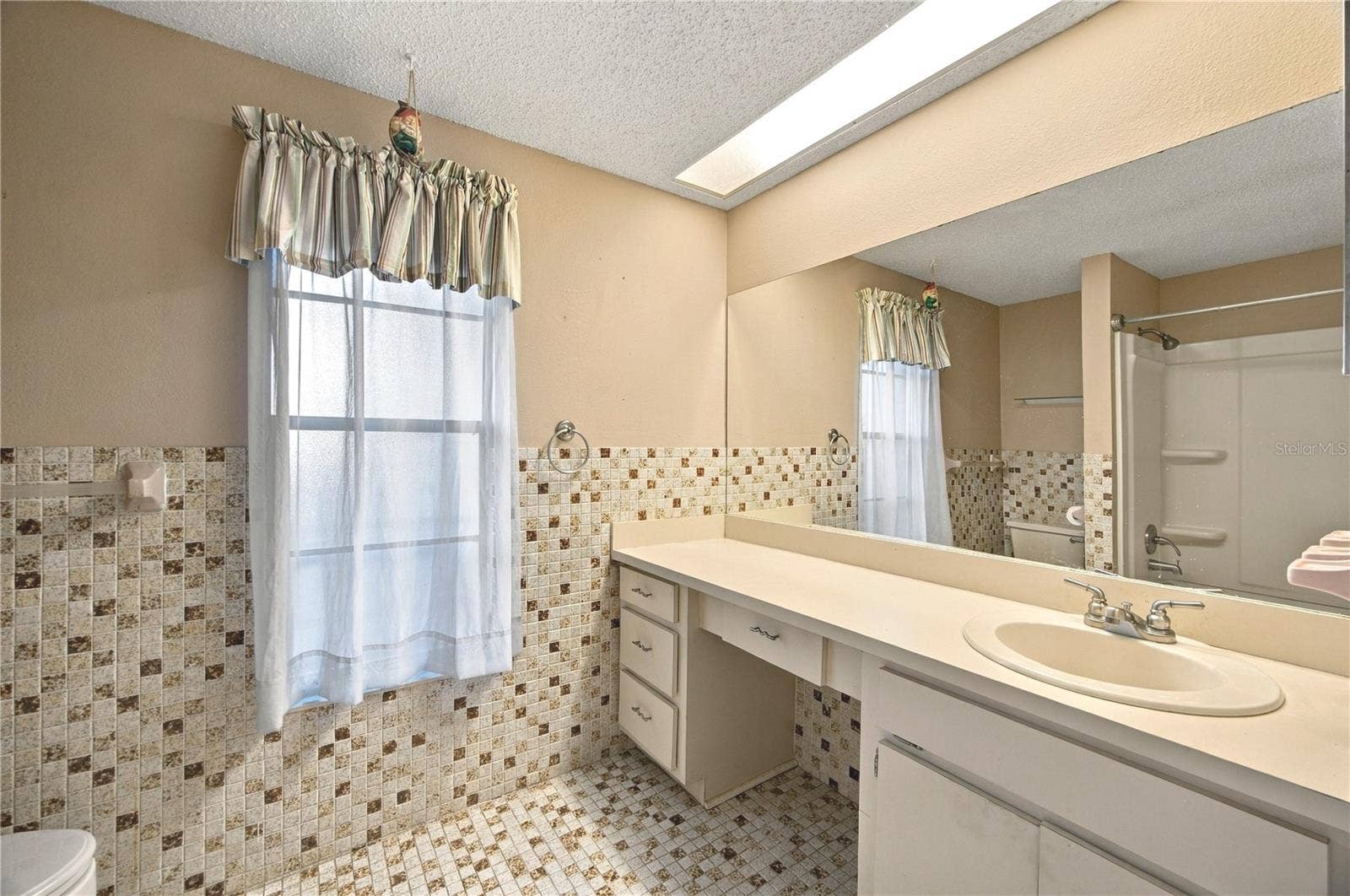 8731 WOODCREST DRIVE, Port Richey, FL 34668 8731 WOODCREST DRIVE, Port Richey, FL 34668