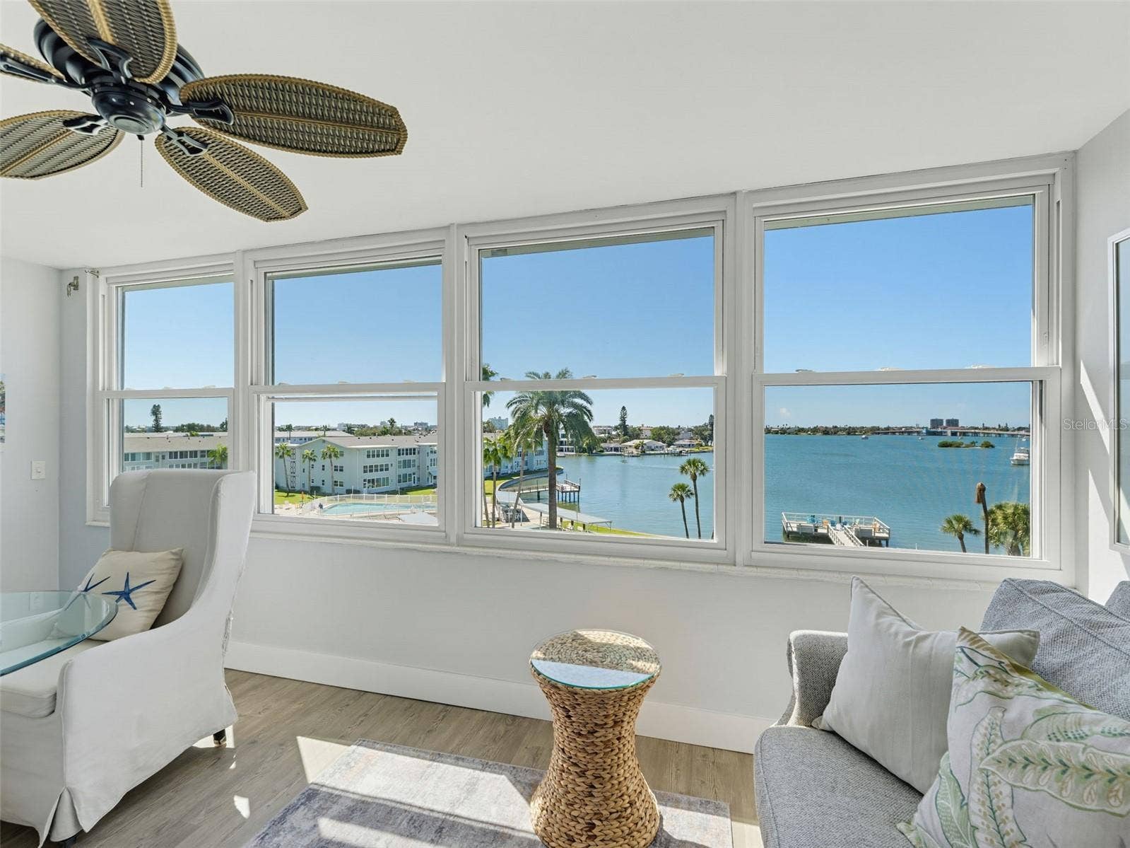 1868 SHORE DRIVE S, #511, South Pasadena, FL 33707