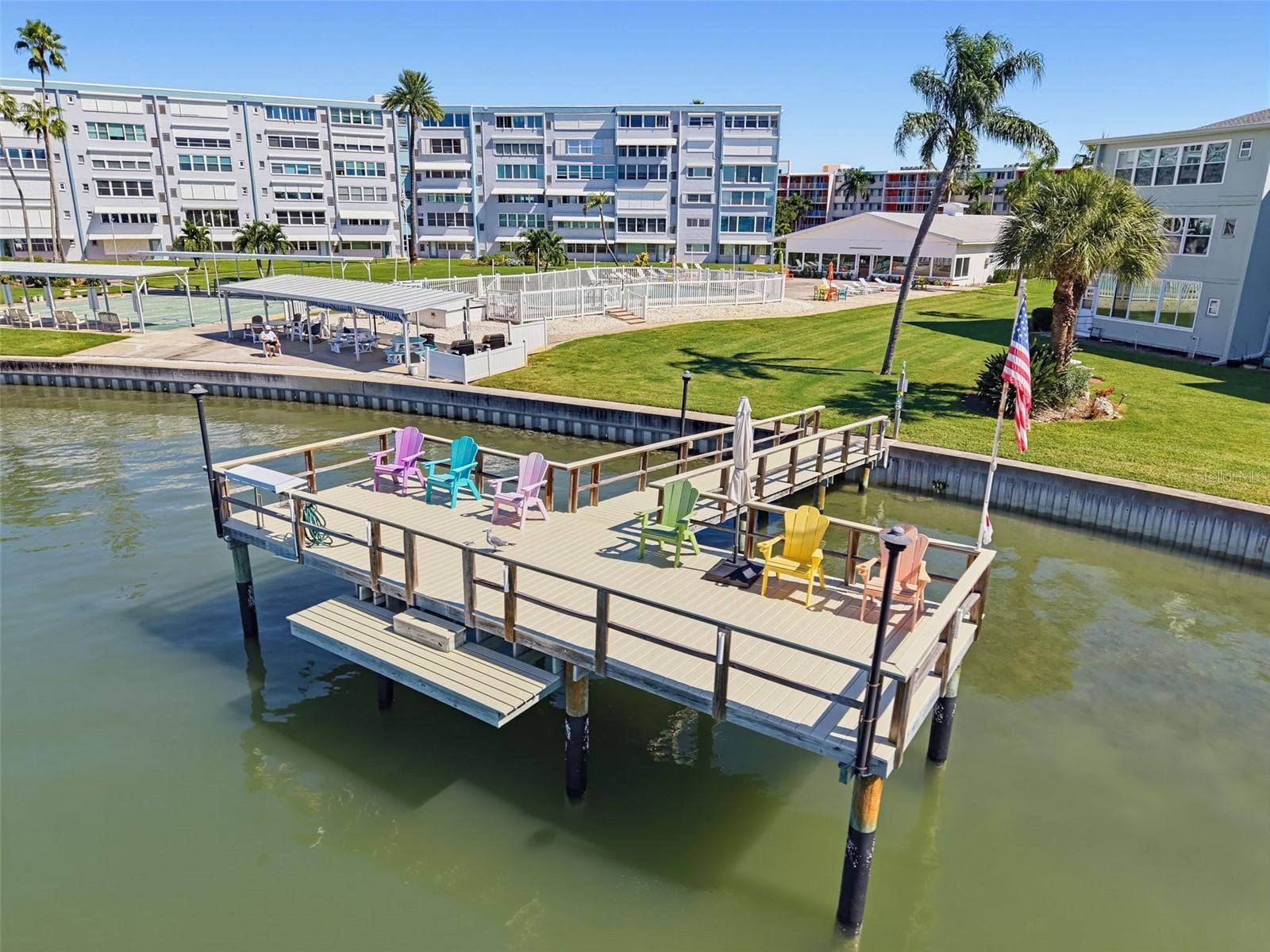 1868 SHORE DRIVE S, #511, South Pasadena, FL 33707