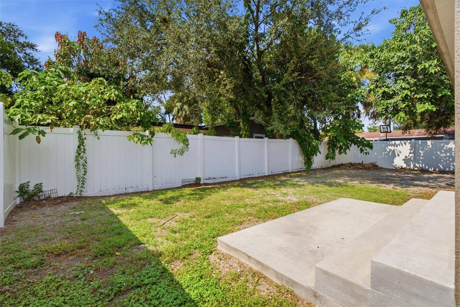 10118 N BROOKS STREET, Tampa, FL 33612 10118 N BROOKS STREET, Tampa, FL 33612