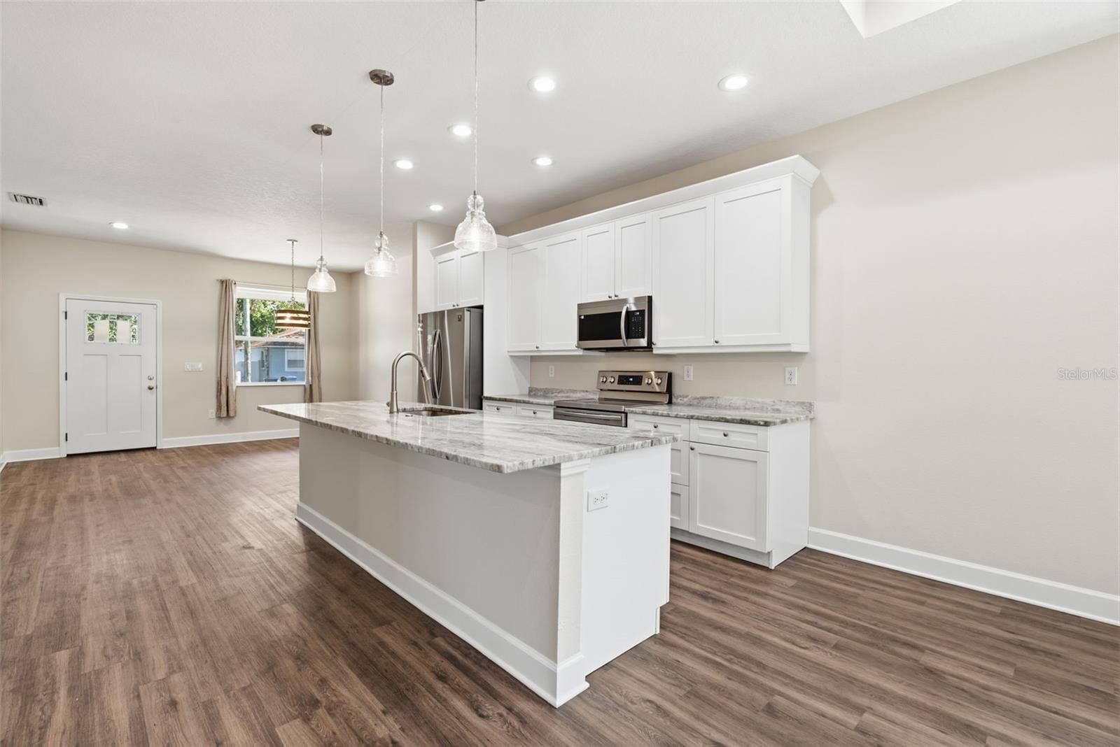 10118 N BROOKS STREET, Tampa, FL 33612 10118 N BROOKS STREET, Tampa, FL 33612