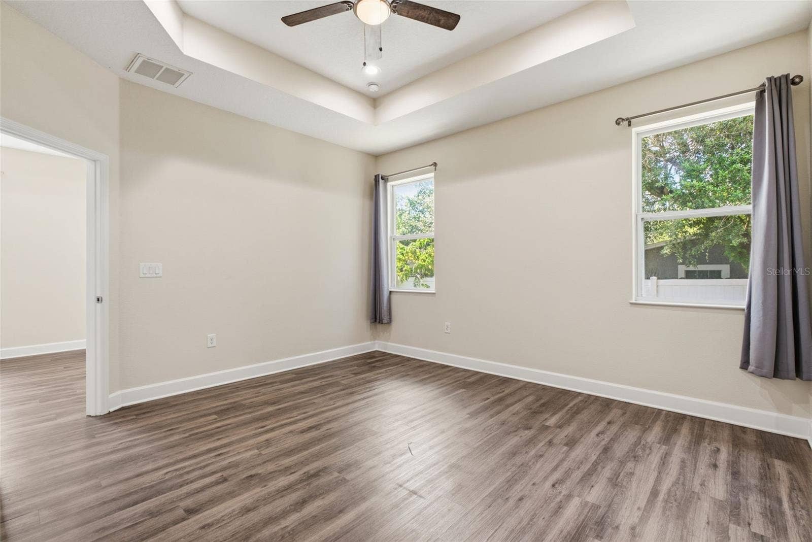 10118 N BROOKS STREET, Tampa, FL 33612 10118 N BROOKS STREET, Tampa, FL 33612