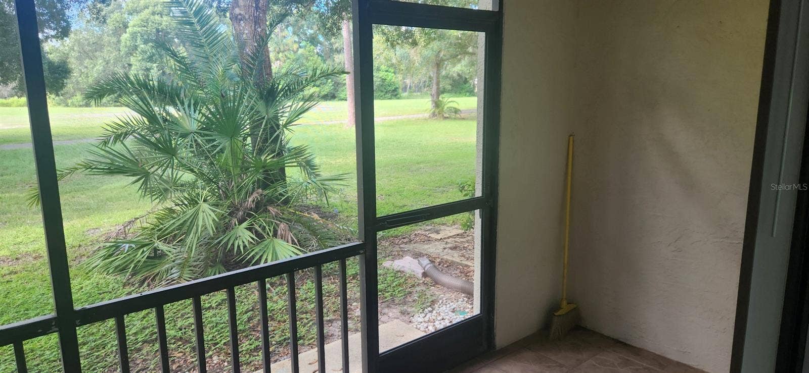 3505 TARPON WOODS BOULEVARD, #H405, Palm Harbor, FL 34685
