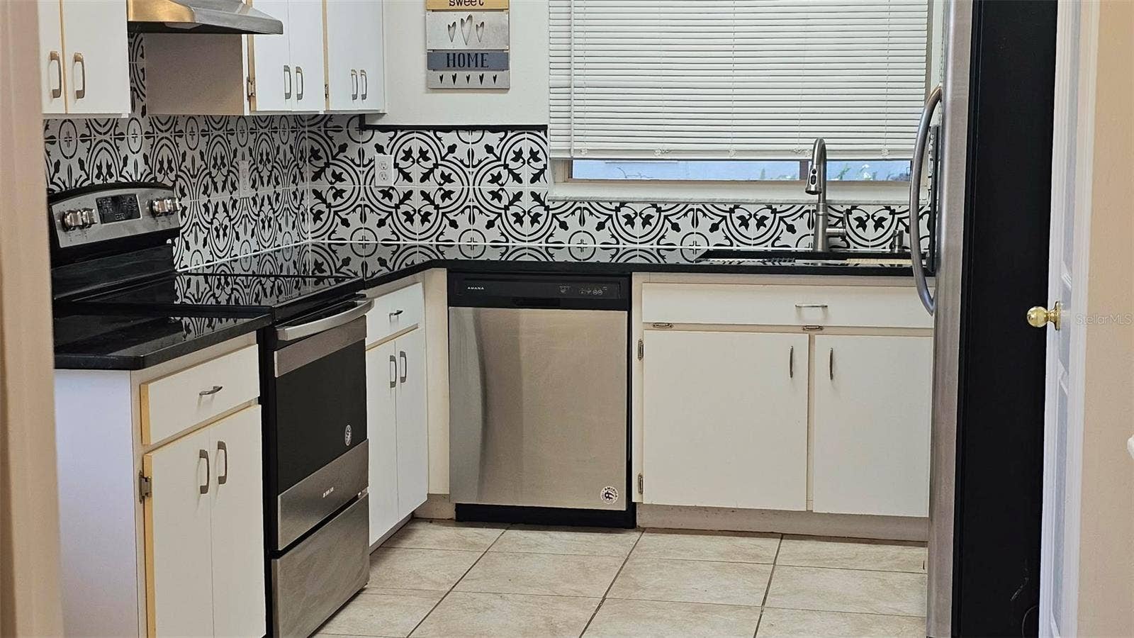1836 TAMPA BAY DRIVE, Wesley Chapel, FL 33543 1836 TAMPA BAY DRIVE, Wesley Chapel, FL 33543