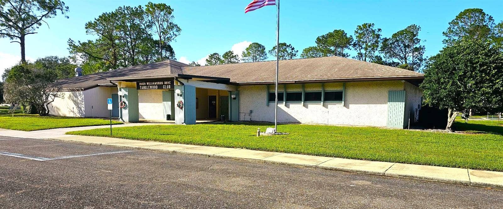 1836 TAMPA BAY DRIVE, Wesley Chapel, FL 33543 1836 TAMPA BAY DRIVE, Wesley Chapel, FL 33543