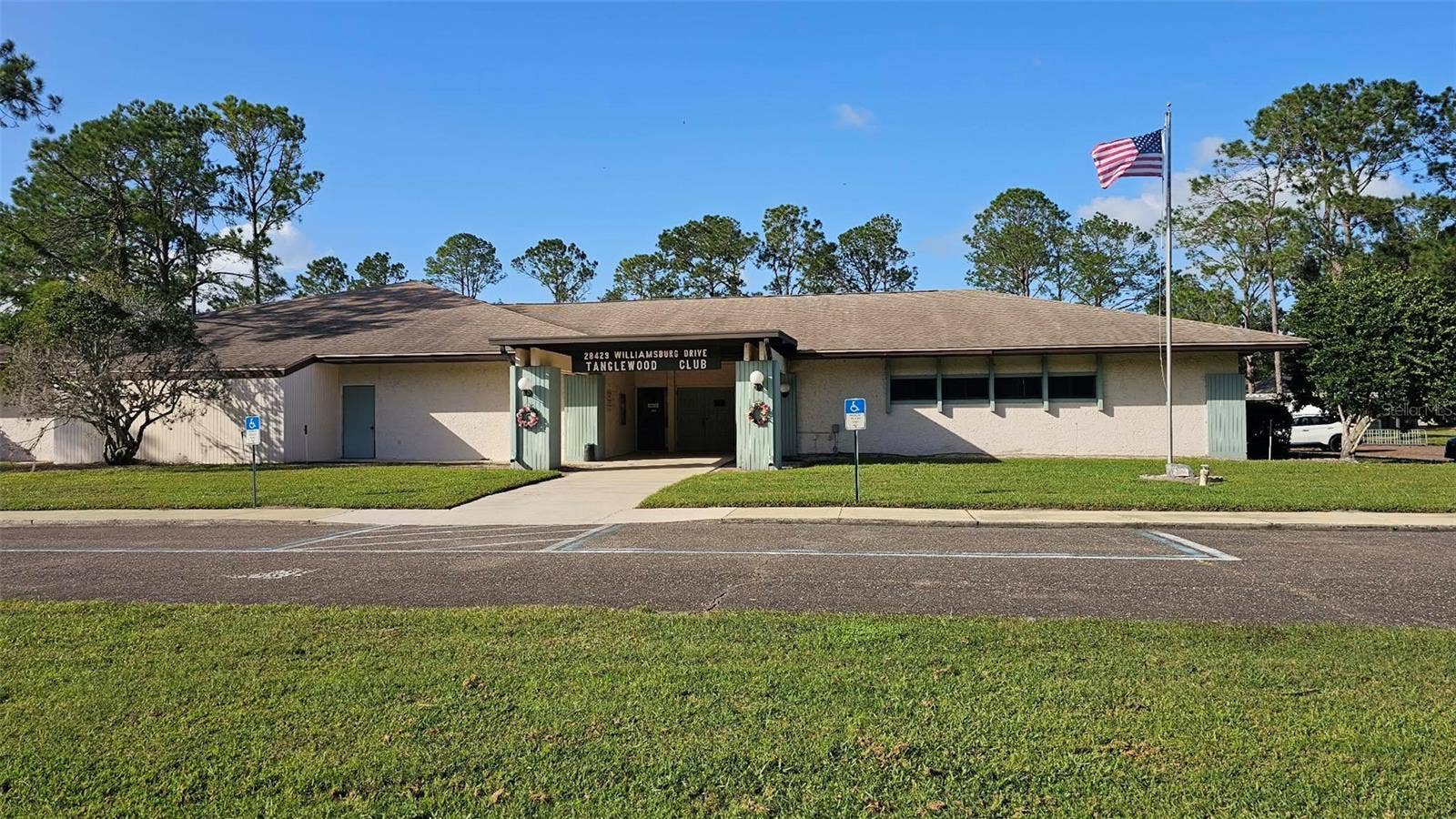 1836 TAMPA BAY DRIVE, Wesley Chapel, FL 33543 1836 TAMPA BAY DRIVE, Wesley Chapel, FL 33543
