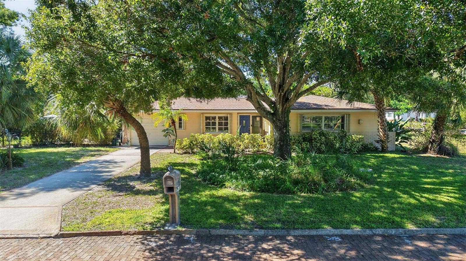 2601 56TH STREET S, Gulfport, FL 33707 2601 56TH STREET S, Gulfport, FL 33707