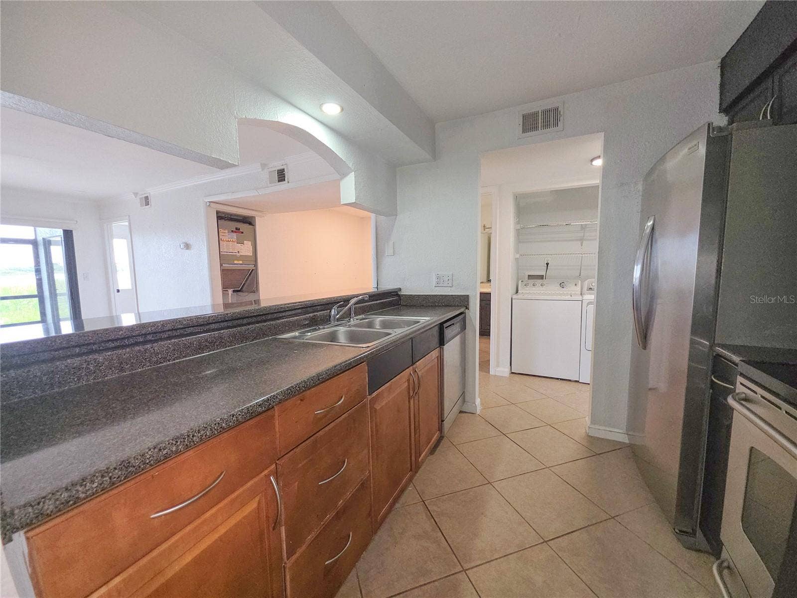 10103 SAILWINDS BOULEVARD N, #102, Largo, FL 33773