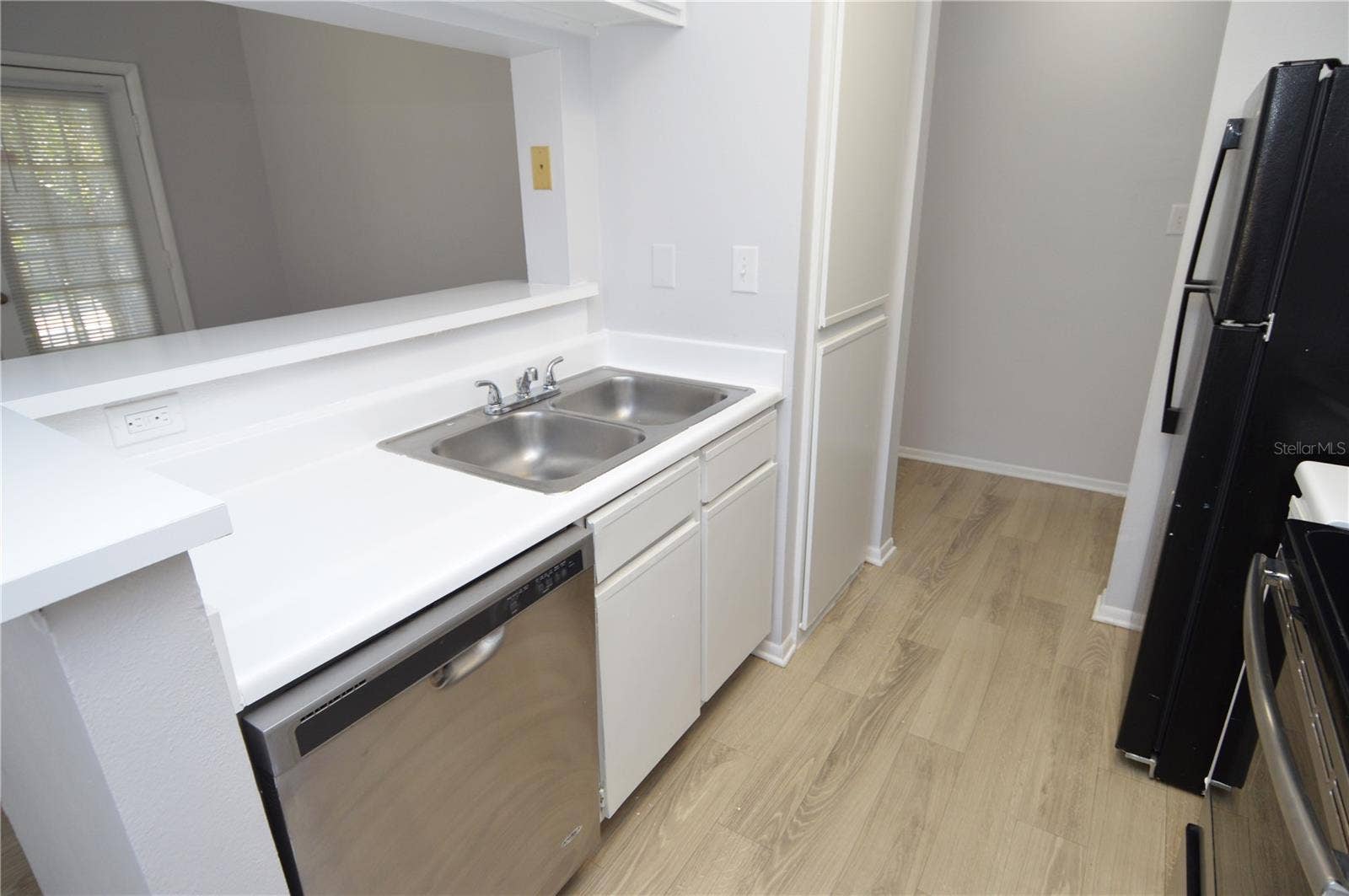 8647 MALLARD RESERVE DRIVE, #202, Tampa, FL 33614 8647 MALLARD RESERVE DRIVE, #202, Tampa, FL 33614