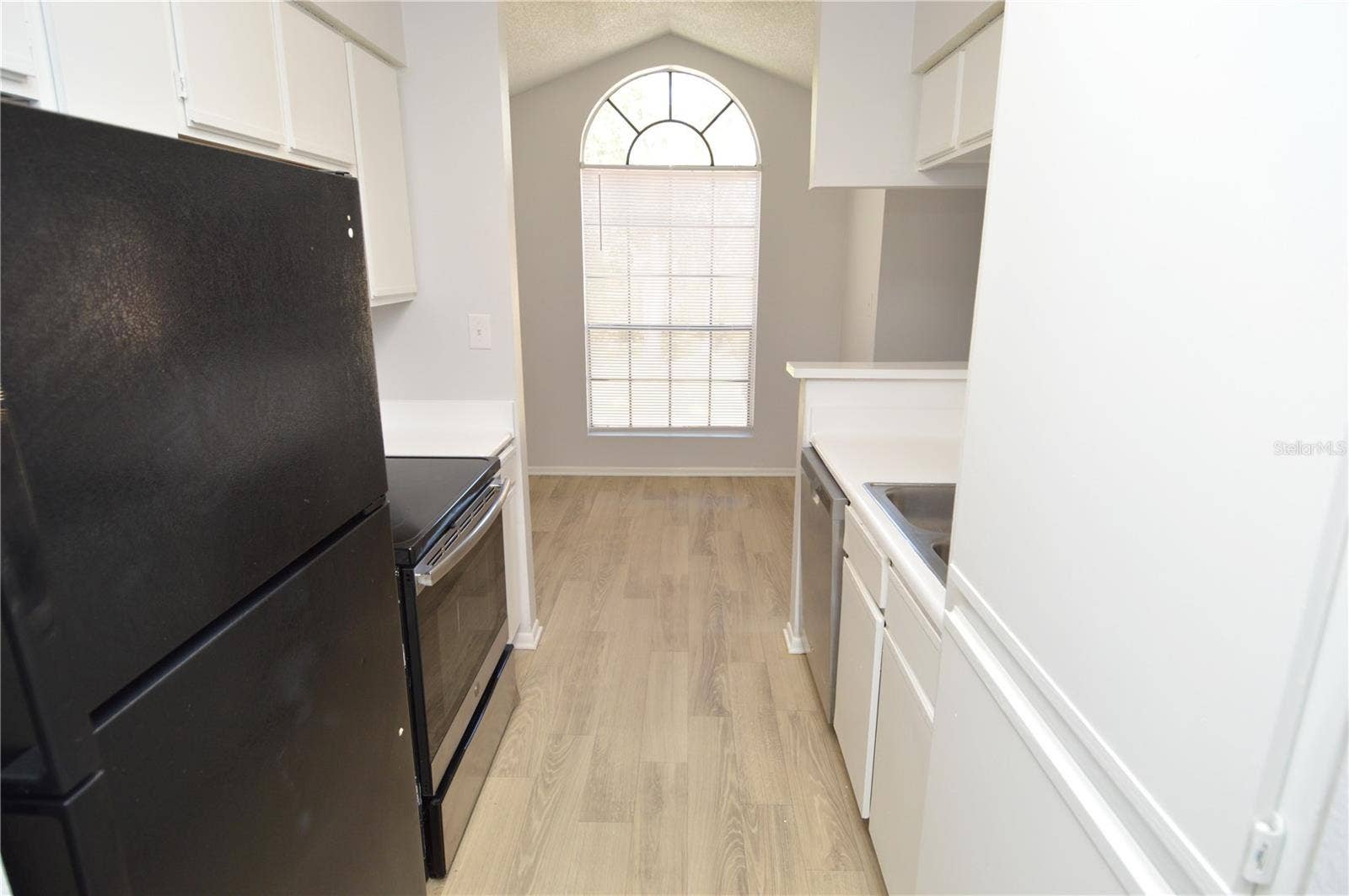 8647 MALLARD RESERVE DRIVE, #202, Tampa, FL 33614 8647 MALLARD RESERVE DRIVE, #202, Tampa, FL 33614