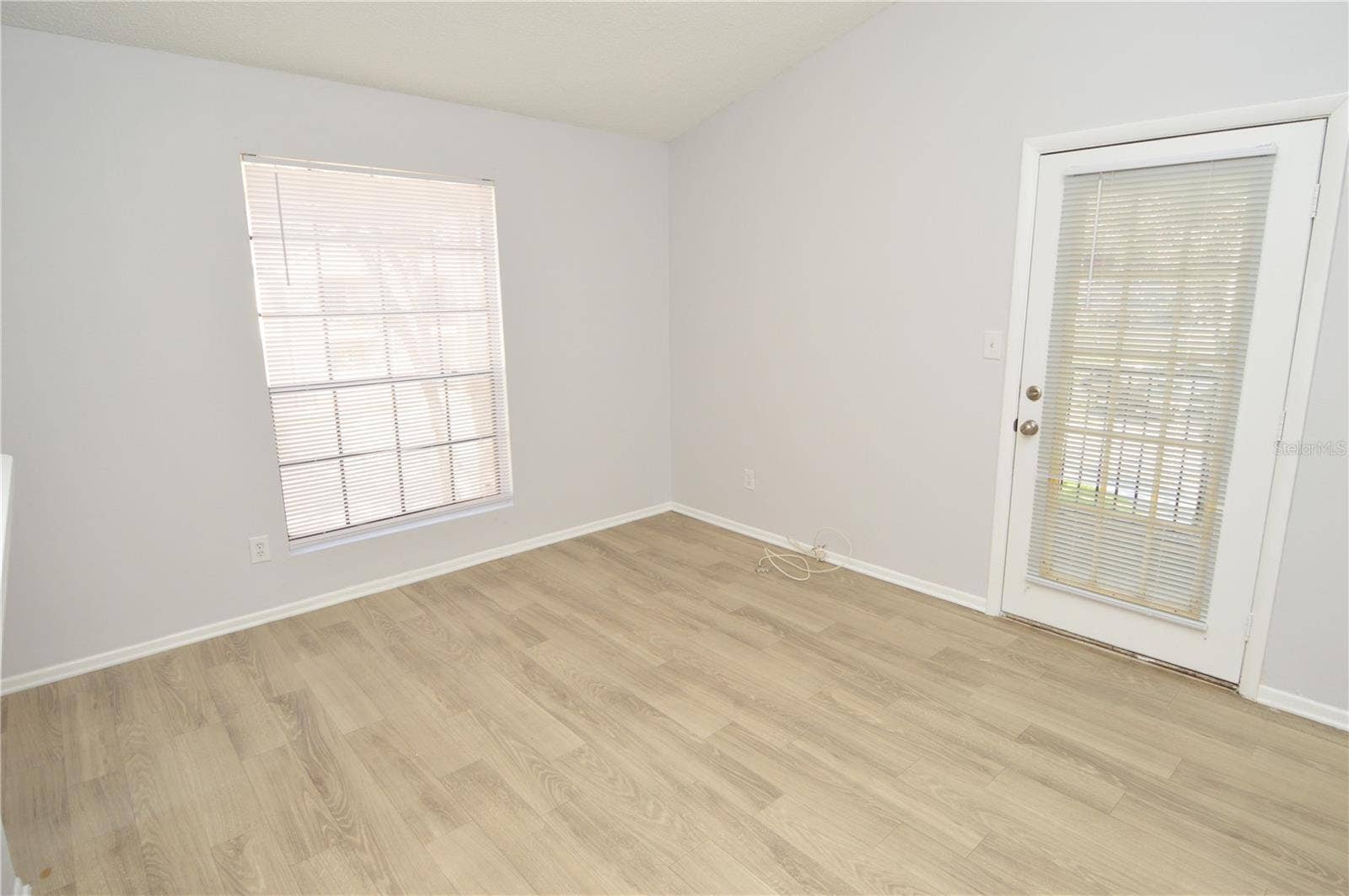 8647 MALLARD RESERVE DRIVE, #202, Tampa, FL 33614 8647 MALLARD RESERVE DRIVE, #202, Tampa, FL 33614